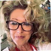 Mandy Mcmahan's Instagram, Twitter & Facebook