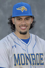 Joan Sosa's Instagram, Twitter & Facebook