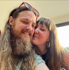 Hi all, new member here. I am restoring a 2006 Triumph Daytona 675,