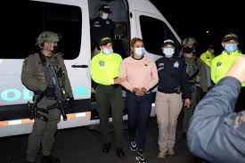El clan del golfo, también conocido como clan úsuga, los urabeños, bloque héroes de castaño y autodefensas gaitanistas de colombia (agc), es un grupo armado organizado que forma parte del conflicto armado interno en colombia. Colombian Police Capture Sister Of Clan Del Golfo Leader Otoniel World News Us News