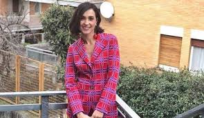 Caterina balivo (napoli, 21 febbraio 1980) è una conduttrice televisiva ed ex modella italiana. Caterina Balivo Ricorda L Esperienza A Miss Italia Ho Pianto Per Anni