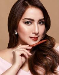Ang huling birhen sa lupa. Ara Mina Launches Make Up Line With Ever Bilena Orange Magazine
