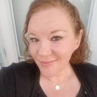 Amanda Davy's Instagram, Twitter & Facebook