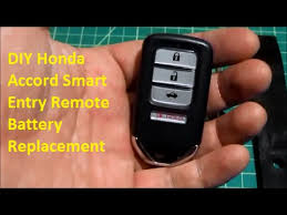 This is a quick tutorial on how to replace the battery in a honda key fob. Diy Honda Smart Entry Key Remote Battery Replacement Diycarmodz Youtube