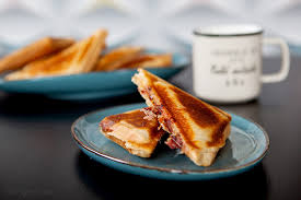 In der früh kann es in vielen familien mit schulkindern schon einmal hektisch werden. Kracher Fruhstuck Fur Kinder Kase Schinken Sandwich Sandwichmaker