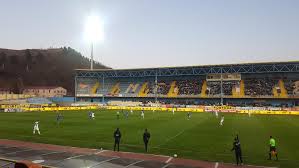 Edjouma a pătruns perpendicular în careul gazdelor, după ce a driblat mai mulţi adversari, a pasat în dreapta, la mateus. Gaz Metan Fc Botosani Meci Tare La Inceput De SÄƒptÄƒmanÄƒ La Medias Sibiu 100