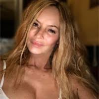 Kimberly Burch's Instagram, Twitter & Facebook