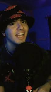 Danny Len (@dannylen09)