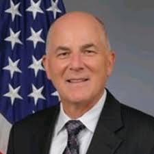 The Biola University community is grieving the loss of Professor Phil  Woodward, who devoted more than 34 years of his life teaching accounting to  Biola students in the Crowell School of Business. |