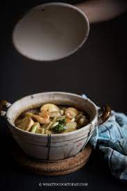 Sapo tahu may be served as a vegetarian dish, or with chicken, seafood (especially shrimp), minced beef or pork. Sapo Tahu Seafood Claypot Egg Tofu And Seafood