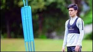 رد أشرف بن شرقي، لاعب نادي الزمالك، على كلام أحمد حسام ميدو بشأن رحيله عن نادي الزمالك، ونشر أشرف بن شرقي. Ashraf Bin Sharqi Ø§Ø´Ø±Ù Ø¨Ù† Ø´Ø±Ù‚ÙŠ Home Facebook