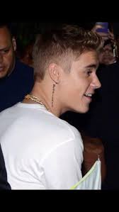 Hannah McAuliffe (@darkerbiebur)