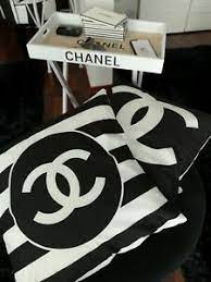 Gfh cushion chanel · chanel · gfh cushion chevron large beige. Chanel Dekokissen Gunstig Kaufen Ebay