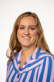 Linda Bierman's Instagram, Twitter & Facebook