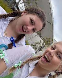 Happy spooky season 🧟‍♀️