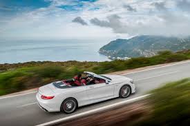 Mercedes Classe S Cabriolet La Classe S Enleve Le Haut A Francfort