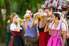 Compra online y recibe en la comodidad de tu hogar. Oktoberfest La Fiesta De La Cerveza En Alemania