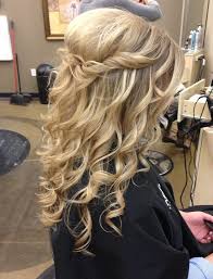 Prom curly hairstyles can be a good thing for a prom or a party. Cute Prom Hairstyles For Long Hair Lilostyle