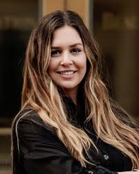 Melissa Dyson's Instagram, Twitter & Facebook