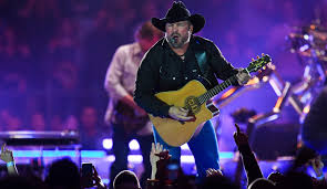 Review Garth Brooks Concert At U S Bank Stadium In Minneapolis