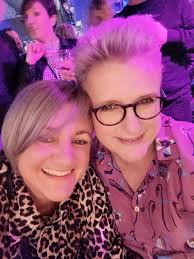 Had a fabulous evening celebrating the wonderful Amanda Beel at her  birthday networking soirée last week. Great to see the lovely Dee C. Lee,  met the Soulful, talented singer Roachford for the