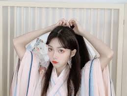 A traditional man who is also a trendsetter is everyone's heartthrob. Hairstyle Tutorial For Traditional Chinese Hanfu Dress 2 2021