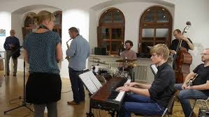 Burn OUT Lehrerband bei Penumbra von Robert Rist