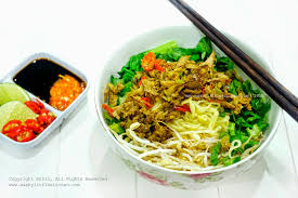 Lihat juga resep mie shirataki kuah tabur cakalang fufu enak lainnya. Mie Cakalang Skipjack Tuna Noodles Bali Food Blogger Resep Dan Review By Sashy Little Kitchen