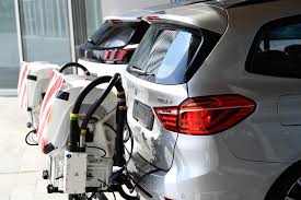 Il mercato dell'automobile è in continua evoluzione, e la macchina ibrida è una parte importante del futuro dell'automobilismo, tanto che il suo trend è in continua crescita in tutta europa. Sorpresa Relativa Anche Due Diesel Tra Le Auto Meno Inquinanti Del Mercato