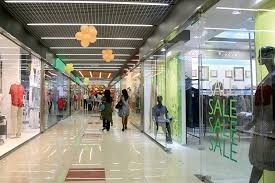 A roma sono tanti i centri il 26 ed il 27 maggio al valmontone outlet arriva il beauty & style, un intero week end dedicato alla. Coronavirus In Lombardia Centri Commerciali Parzialmente Aperti Nel Weekend Bricomagazine