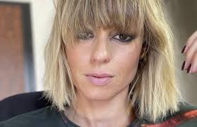 Scalati, asimmetrici, lisci e con boccoli o leggermente mossi. Quanto Sei Bella Federica Pellegrini Quel Dettaglio Irresistibile Da Infarto