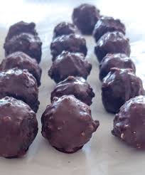 Healthy Ferrero Rocher Pralines Yummy Snacks Food Processor Recipes Food