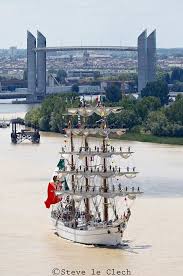 Cuauhtemoc Tall Ship From Mexico On The Garonne River Bordeaux France Bordeaux Fete Le Fleuve Steve Le Clech Paysage France Grands Voiliers Gironde