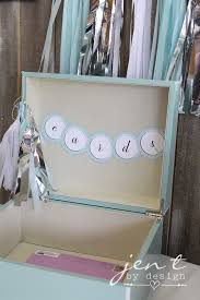 Clip the extra paper in one inch intervals at the top and bottom of the box. Stylish Ideas For A Graduation Party Jen T By Design