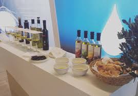 Le Bar A Huiles D Olive Jus D Olive
