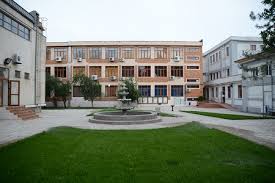 Oricum, sintagma de viitor probabil cuprinde urmatorii 10 ani. Facultatea De Economie È™i Administrarea Afacerilor