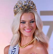 Beauty Queens Pictures updated their profile picture.