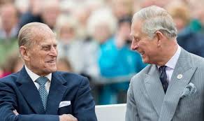 Prince philip (left) and the queen (centre) following a tiger hunt in india. Sqeqhp8krlri7m
