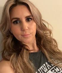 Do you also miss Mary Padian? #StorageWars #MaryPadian