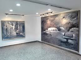 Luis enrique camejo's most of wealth comes from being a successful painter. The Tribute Of Three Sad Tigers To Havana Arte Por Excelencias