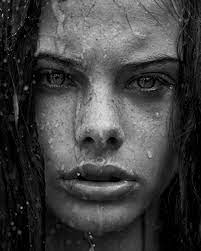 75 Amazing Black And White Portraits Richpointofview Black And White Portraits Black And White Portrait Portrait Photography