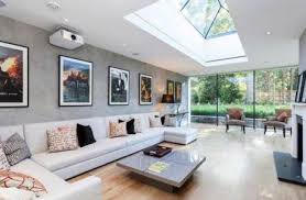 Lalu bagaimana jika anda kedatangan tamu tapi aktivitas keluarga juga tidak bisa dihentikan di waktu yang sama? Cara Menata Ruang Tamu Yang Luas Agar Nyaman Lakukan 3 Tips Ini