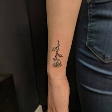 Offering the opportunity for a total career change or to take new skills and add to your existing salon. Goodtattoos Ca Little Drawn On Rose Her First Tattoo
