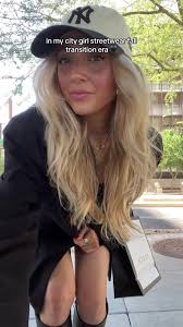 in my city girl streetwear era 🖤 #fashion #fashionstyle #fashiontiktok  #fashionweek #fashioninspo #ootd #ootdfashion #ootdstyle #ootdinspiration  #style #styleinspo #autumnfeed #autumnstyle #fallfeed ...