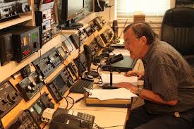 The World's Largest Hamshack : Ham Nation 326