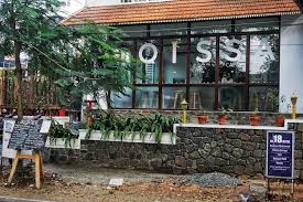 The coffee and the pink espresso machine are the stars of the show, but they also. The Top 10 Cafes In Kochi Kerala
