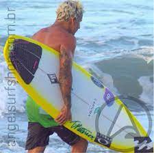 Italo ferreira holds a broken board on his opening wave of the men's gold medal match at tsurigasaki surfing beach on july 27. Deck Bullys Pro Model Italo Ferreira