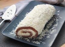 Recette Gateau Roule Meringe Aux Fruits Rouges En Video Recette Recette Roule Gateau Sucre Recette