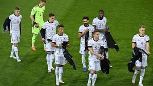 Ausserdem wurde er von den fans zum spieler der saison gewählt. Ukraine Gegen Deutschland Heute Live Die Ubertragung Der Nations League Dazn News Deutschland