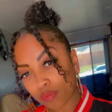 Kaileesha Hoskins (@skittlesonurvideo_) • Instagram photos and videos